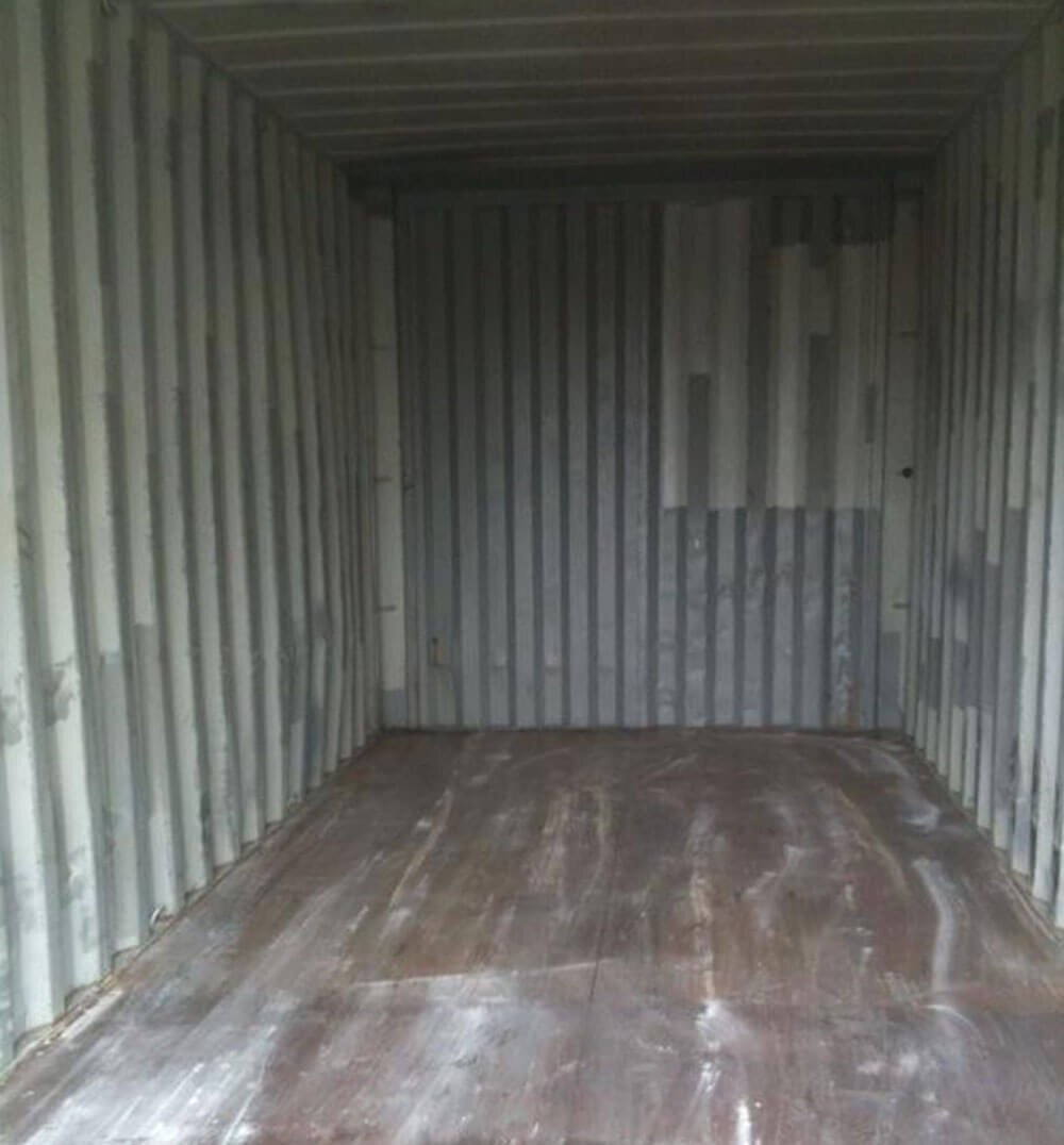 20-used-container-inside